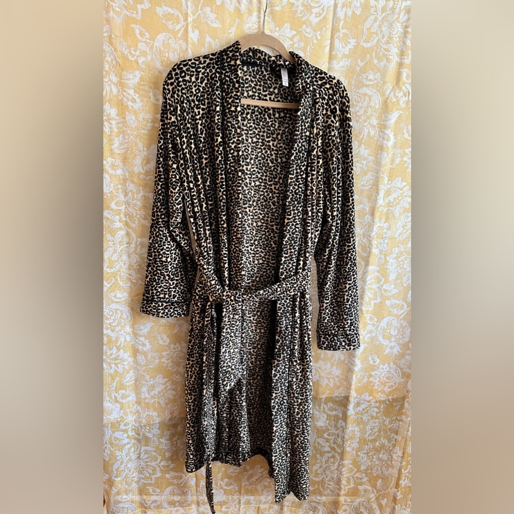 Velvet soft bath robe